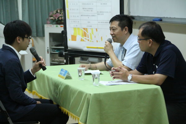 104年工程學院履歷健診及模擬面試活動圖片
