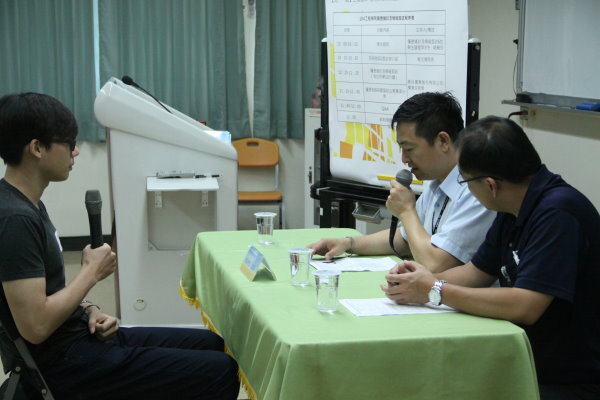 104年工程學院履歷健診及模擬面試活動圖片