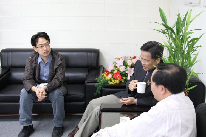 台南大學環境與生態學院黃鎮江院長來訪圖片
