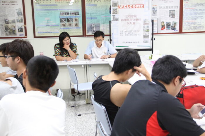 103學年度跨領域學分學程說明會圖片