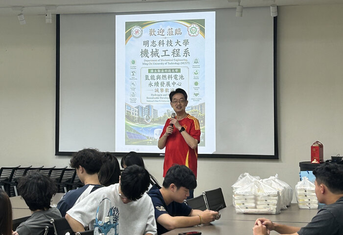 115.07.15明志科大機械系師生蒞院參訪氫能與燃料電池關鍵技術暨應用研究中心圖片