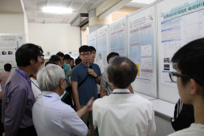 102年度學生實務專題創意製作比賽圖片