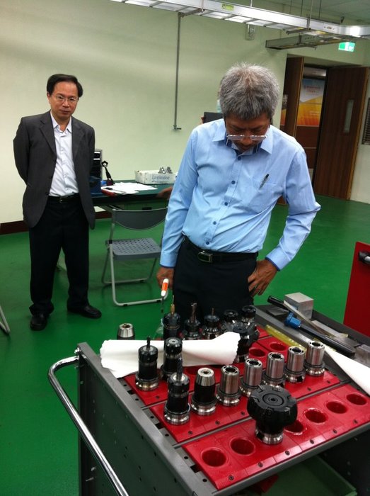 103年印尼Bandung State Polytechnic至校2週交換教師教學觀摩圖片