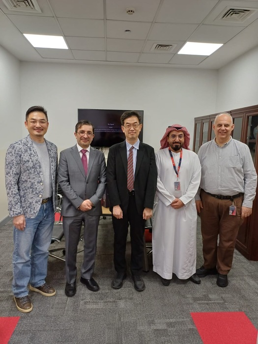 2025.12.08院長至阿布達比大學(Abu Dhabi University, ADU)與對方簽訂MOU圖片