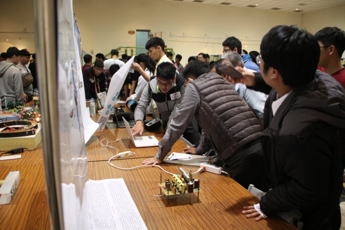 107年全國高中職智慧生活創意設計競賽圖片