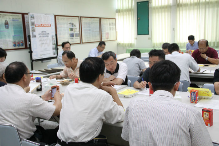 106學年度第二學期第一次院務會議圖片