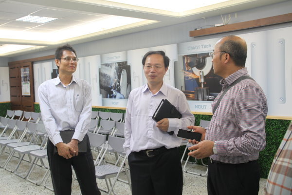 104年度常洲工學院肖院長等一行人來訪圖片