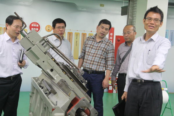 104年度常洲工學院肖院長等一行人來訪圖片
