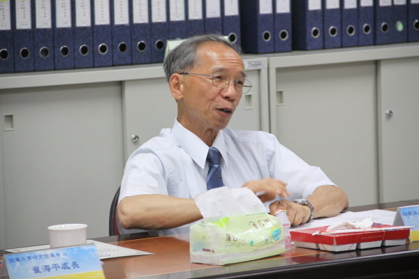 104年院務發展諮詢委員會圖片