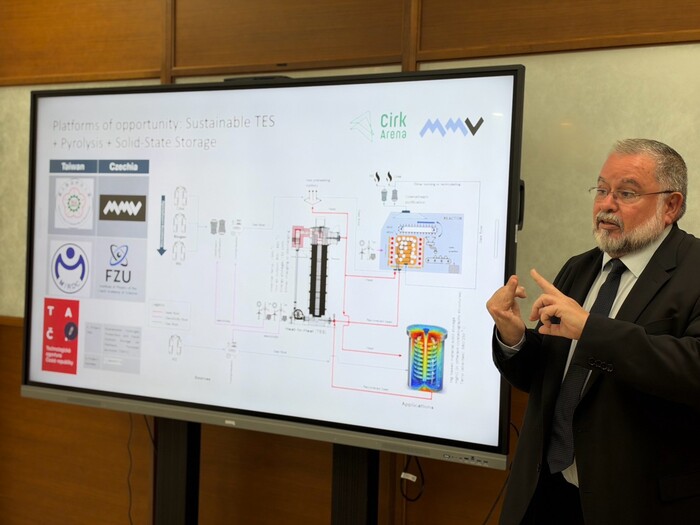 2026.10.14 本校與MATERIÁLOVÝ A METALURGICKÝ VÝZKUM s.r.o.簽訂MOU圖片