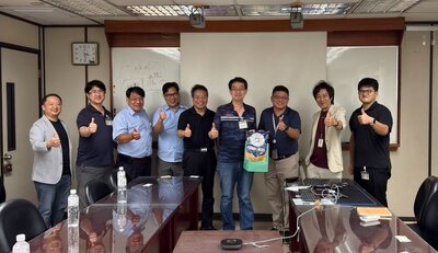 115.08.20 院長率副院長及系所主任拜訪漢翔公司洽談產學合作圖片