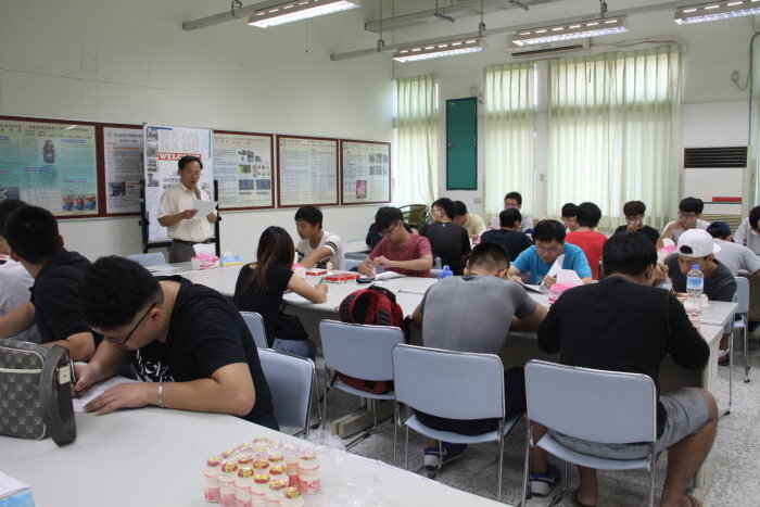 104學年度第一學期跨領域學分學程說明會圖片