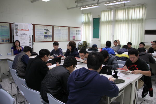 104學年度第二學期跨領域學分學程說明會圖片