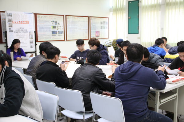 104學年度第二學期跨領域學分學程說明會圖片