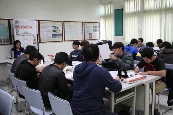 104學年度第二學期跨領域學分學程說明會圖片
