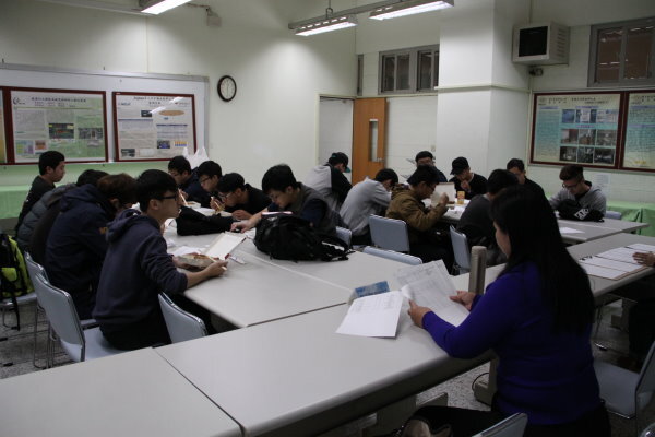 104學年度第二學期跨領域學分學程說明會圖片