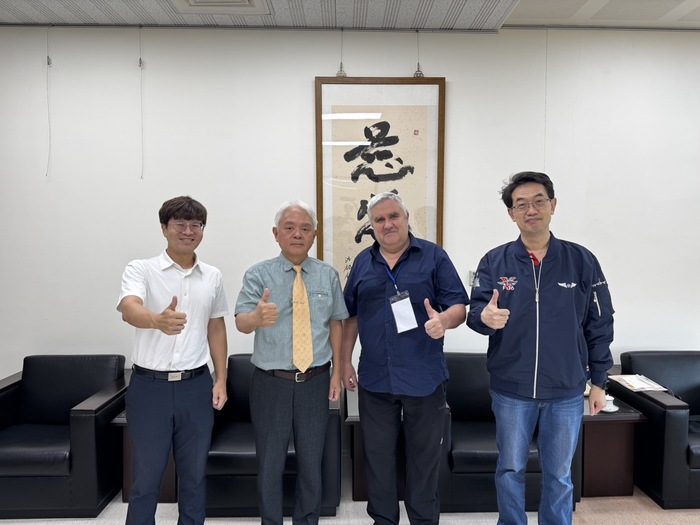 拜訪校長