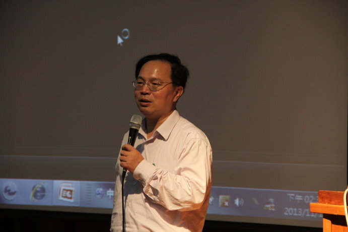 102學年度第一學期第二次碩士班專題演講圖片